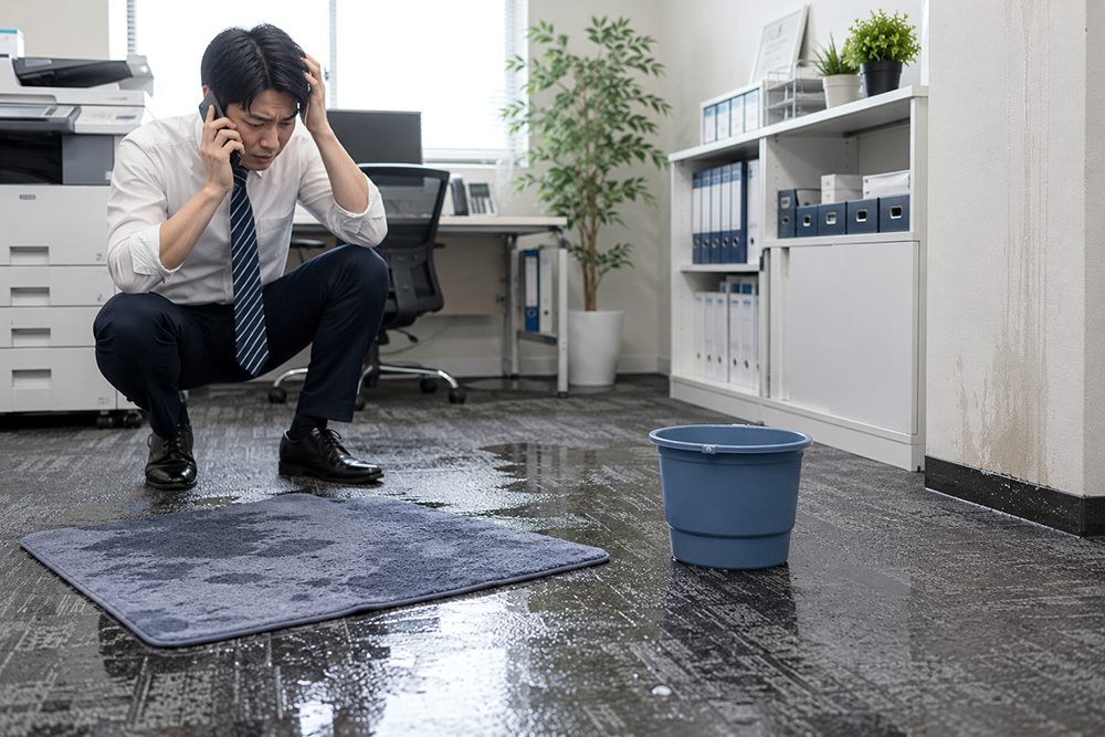 事務所の水漏れ被害と火災保険トラブル